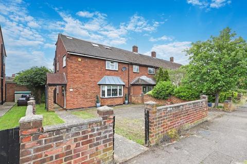 39 Acres Avenue, Ongar, CM5 0BJ