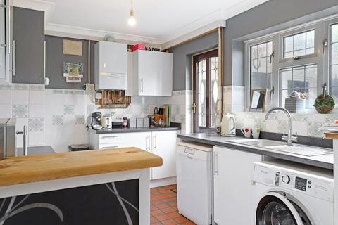 39 Acres Avenue, Ongar, CM5 0BJ
