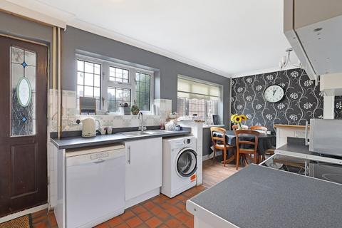 39 Acres Avenue, Ongar, CM5 0BJ