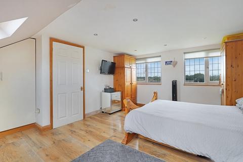 39 Acres Avenue, Ongar, CM5 0BJ