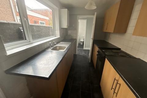 3 bedroom terraced house to rent, Sidney Street, Cleethorpes DN35