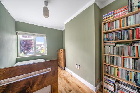27 Eden Road, Beckenham, BR3 4AS