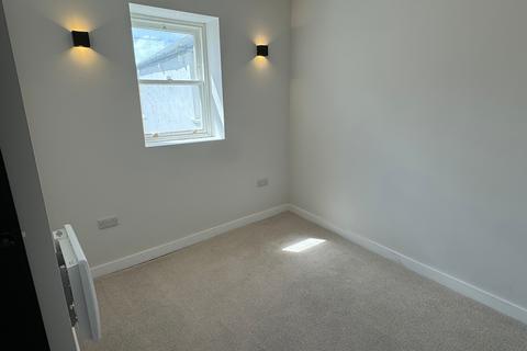 2 bedroom apartment to rent, Back Crescent Street, Morecambe, LA4