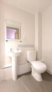 4 bedroom flat share to rent, Dundas Works, Dundas Street, Huddersfield, HD1 2HE