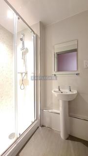 4 bedroom flat share to rent, Dundas Works, Dundas Street, Huddersfield, HD1 2HE