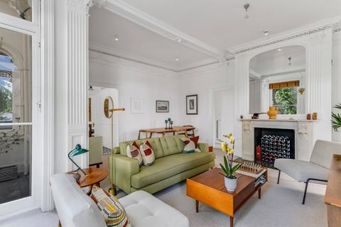 5b Randolph Road, London, W9 1AN