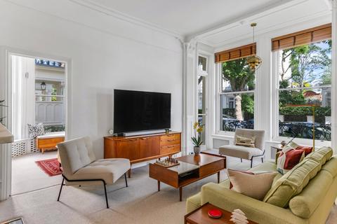 5b Randolph Road, London, W9 1AN