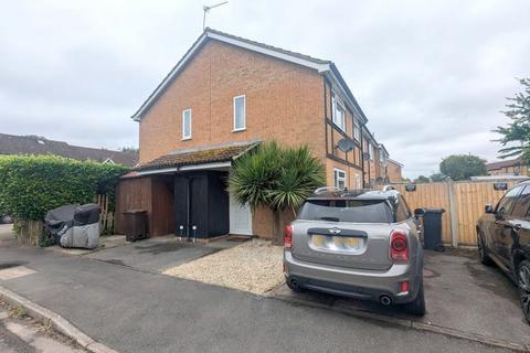 12 Briarwood Close, Feltham, TW13 4QL