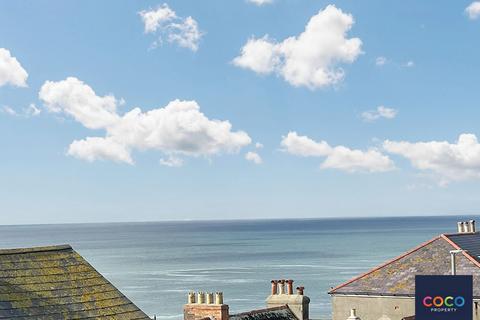 2 bedroom flat for sale, Fortuneswell, Portland DT5