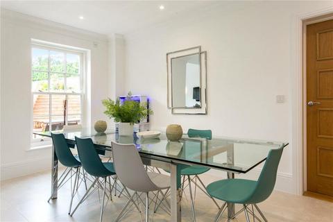 Brigadoon Dodds Lane, Chalfont St Giles, HP8 4EL