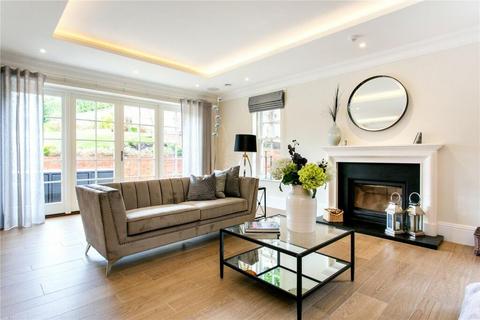 Brigadoon Dodds Lane, Chalfont St Giles, HP8 4EL
