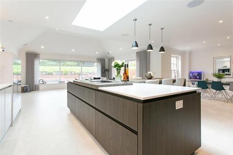 Brigadoon Dodds Lane, Chalfont St Giles, HP8 4EL