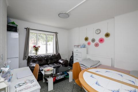 2 bedroom flat for sale, Rosebank Way, Acton, W3