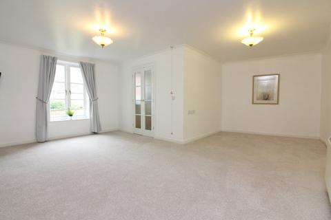 1 bedroom retirement property for sale, Paynes Park, Hitchin, SG5