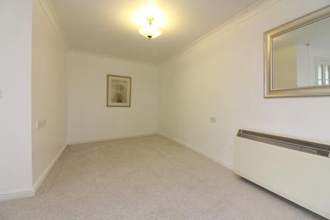 1 bedroom retirement property for sale, Paynes Park, Hitchin, SG5