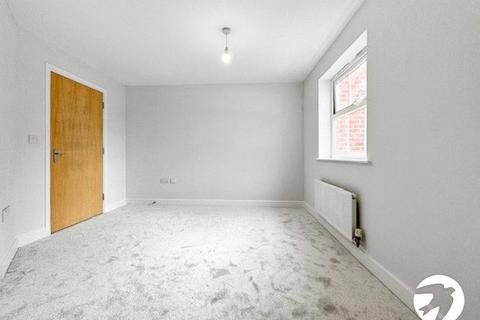 2 bedroom flat to rent, Pettacre Close, London, SE28