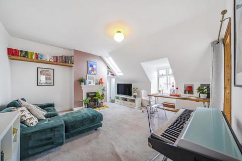 2 bedroom flat for sale, Becmead Avenue, Streatham