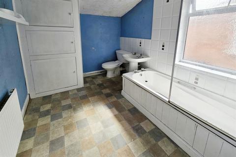 2 bedroom end of terrace house for sale, Evelyn Street, Beeston, NG9 2EU