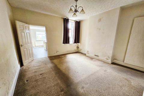 2 bedroom end of terrace house for sale, Evelyn Street, Beeston, NG9 2EU