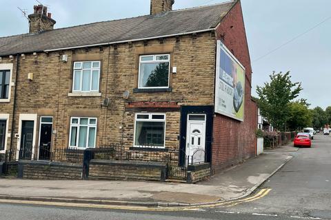 3 bedroom end of terrace house for sale, Park Road, Worsbrough