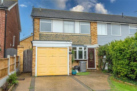 17 Lee Lotts, Great Wakering, Southend-on-sea, SS3 0HA