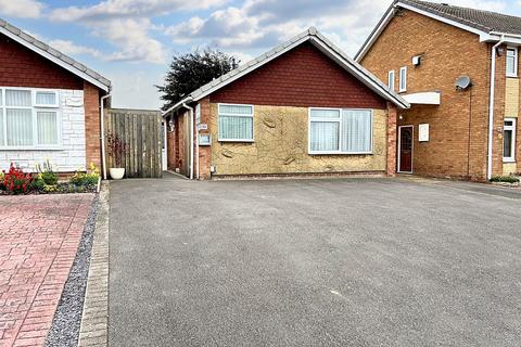 2 bedroom detached bungalow for sale, The Raywoods, Nuneaton CV10