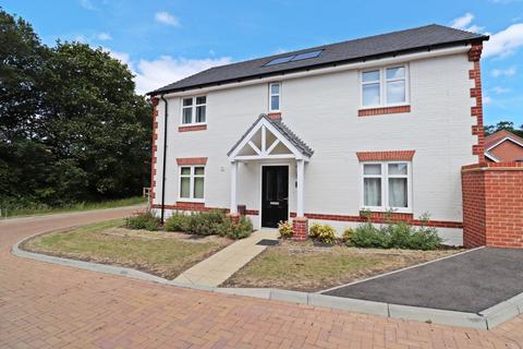 4 bedroom detached house for sale, Rushy Mead, West Broyle PO19