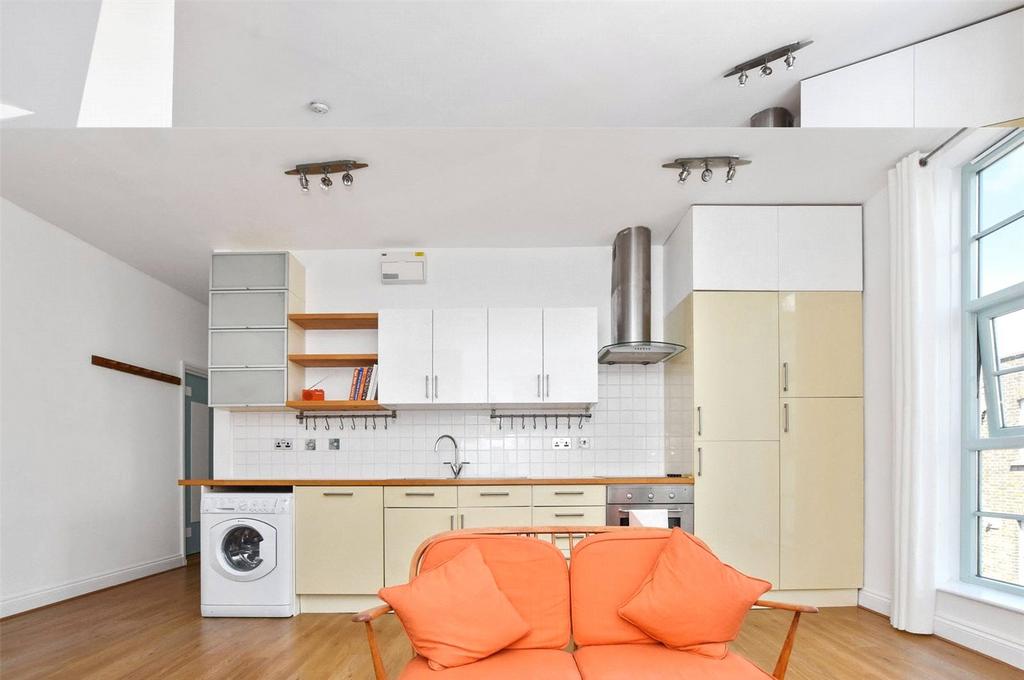 Living Room/Kitchen