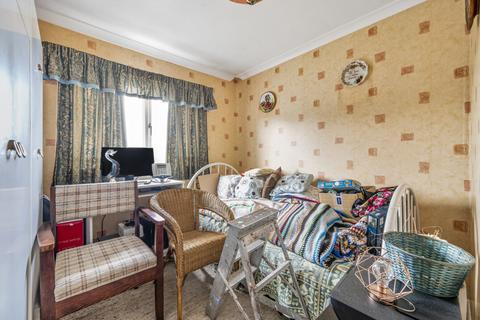 65 Barnsdale Road, Reading, RG2 7JG