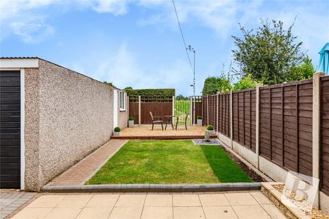 29 Lakeside, Rainham, RM13 9SN