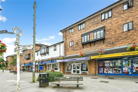 1 bedroom flat for sale, Linden Drive, Liss, Hampshire