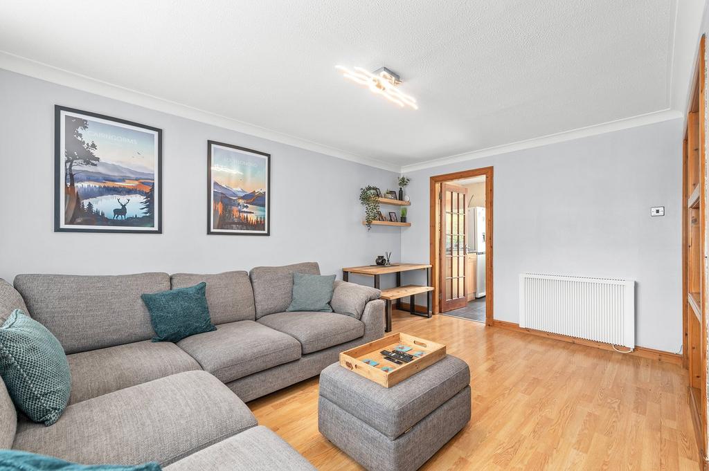 Friendship Gardens, Carronshore... 2 bed flat for sale £92,000