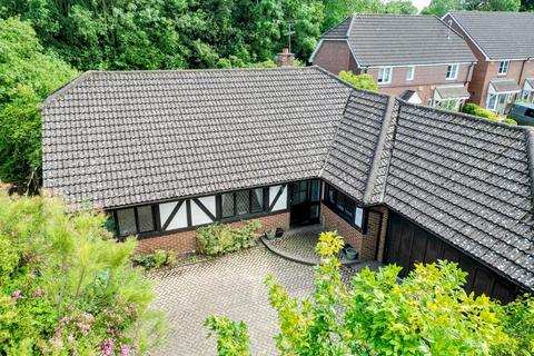 3 bedroom detached bungalow for sale, Reading Road, Chineham, Basingstoke, RG24