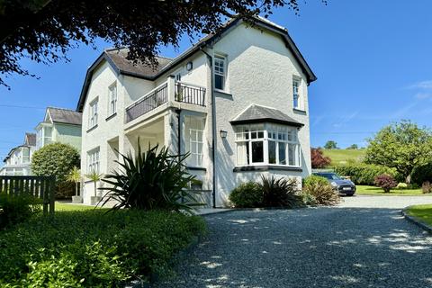 4 bedroom detached house for sale, Fronhaul, Llandre