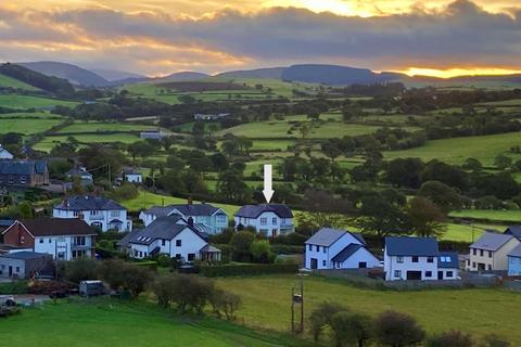 4 bedroom detached house for sale, Fronhaul, Llandre