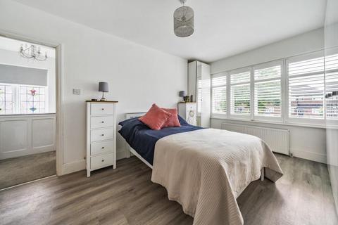 20 Manor Park Road, West Wickham, BR4 0JZ