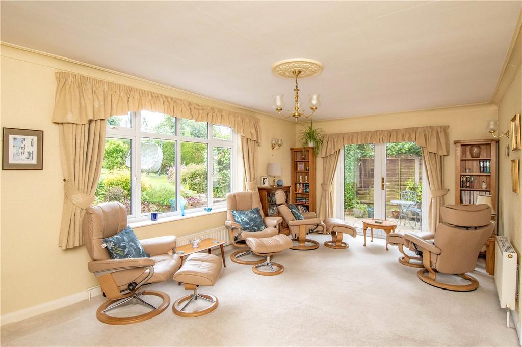 Stourbridge Road, Catshill... 4 bed detached house for sale £550,000