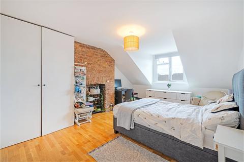 2 bedroom flat for sale, Claremont Road, Cricklewood, NW2