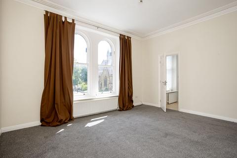 2 bedroom flat for sale, North Park Road, Harrogate, HG1