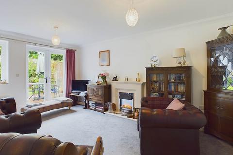 7 Chapel Meadow, Callington, PL17 7FX