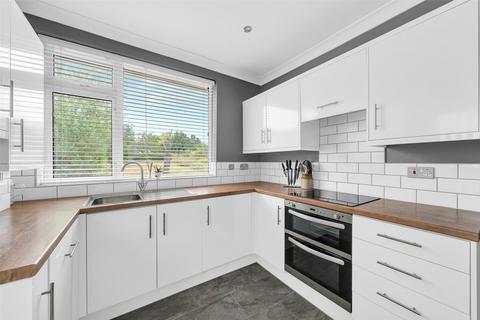 66 Beechcroft Avenue, Bexleyheath, DA7 6QS