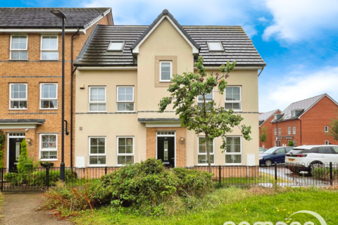 4 bedroom end of terrace house for sale, John Liddell Way, Basingstoke, Hampshire