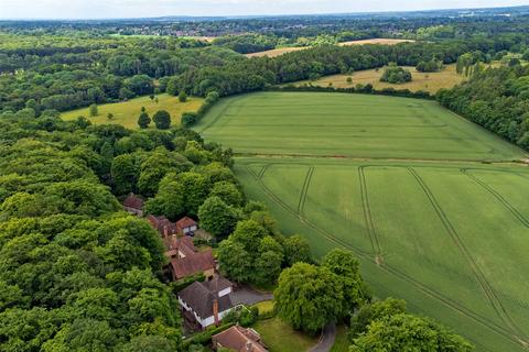 5 bedroom detached house for sale, Bottom Lane, Seer Green, Beaconsfield, Buckinghamshire, HP9