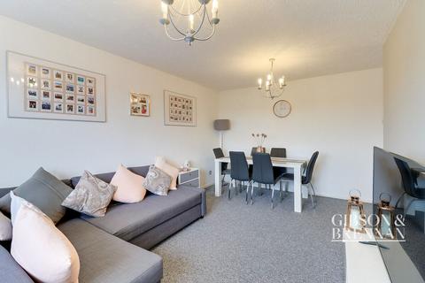 1 bedroom flat for sale, The Glen, Basildon, SS16