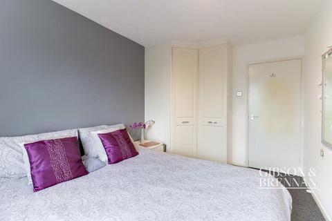 1 bedroom flat for sale, The Glen, Basildon, SS16