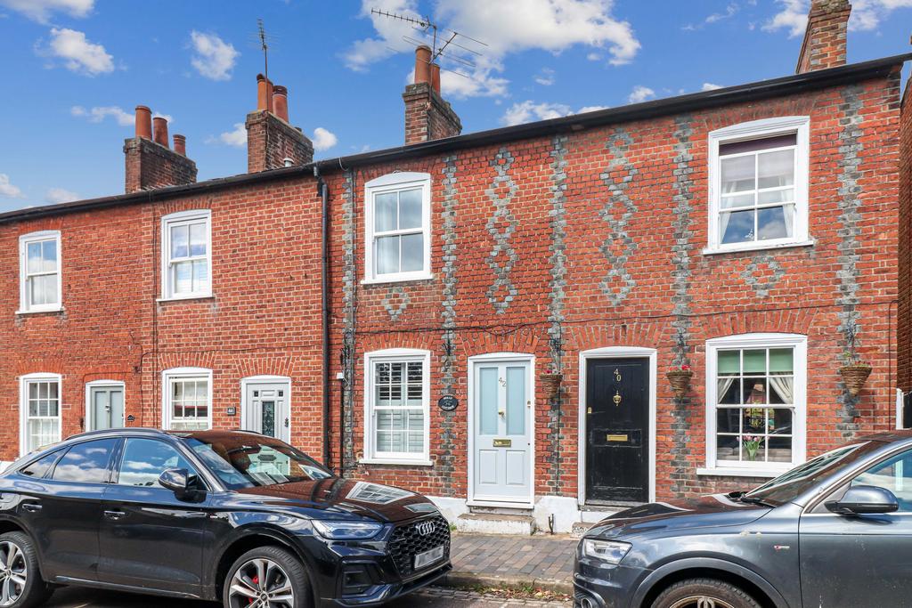 Lower Dagnall Street, St. Albans AL3 2 bed terraced house for sale £