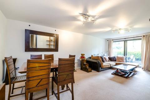 3 bedroom flat to rent, Montaigne Close, Westminster, London, SW1P