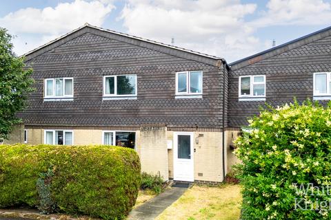 3 bedroom terraced house for sale, Village Close, Reading RG2