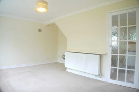 3 bedroom house to rent, Dugdale Hill Lane, Potters Bar