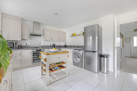 4 Harding Vale, Steventon, Abingdon, OX13 6GF